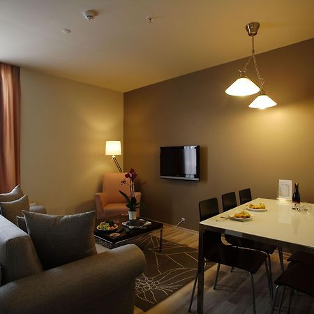 Home Stay Home Sisli Istanbul Eksteriør billede