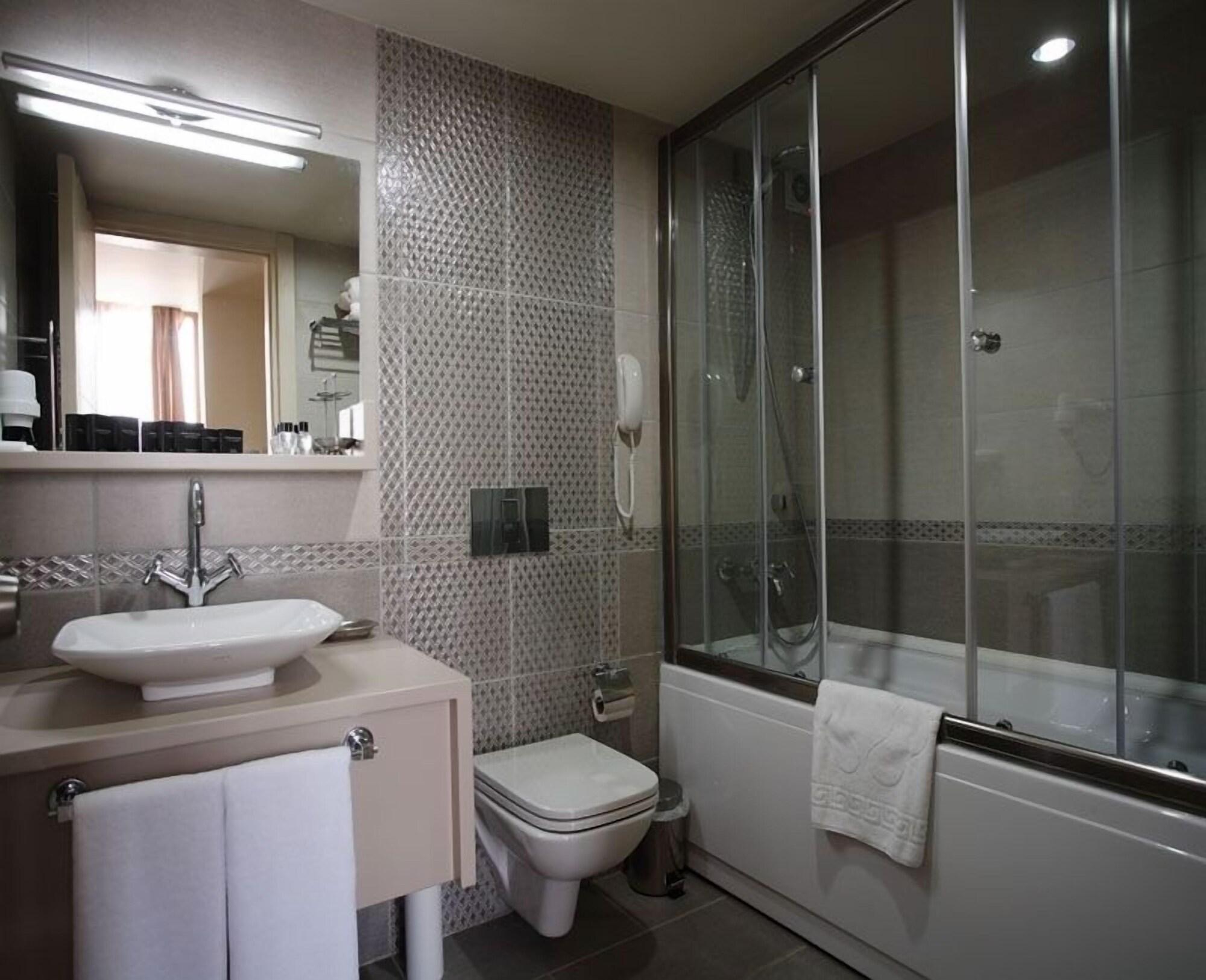 Home Stay Home Sisli Istanbul Eksteriør billede