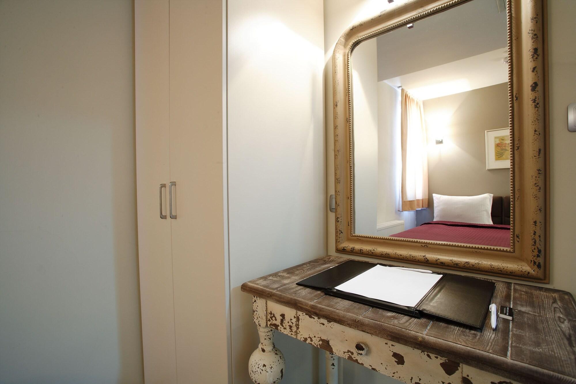 Home Stay Home Sisli Istanbul Værelse billede